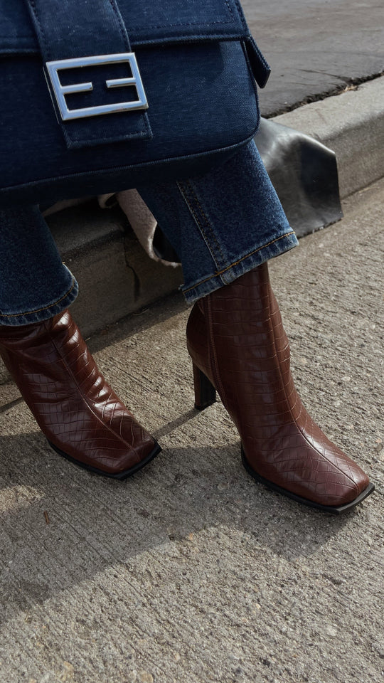 Load image into Gallery viewer, Laylah Ankle Boots - Brown Croc
