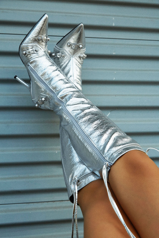 Miss Lola | Adison Silver Knee High Boots – MISS LOLA