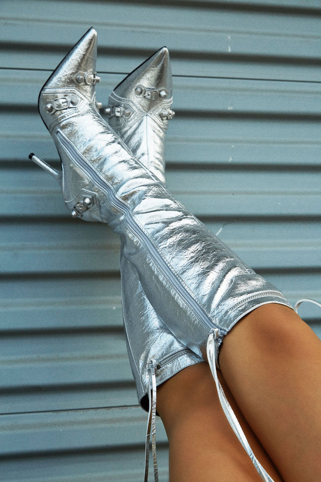 Load image into Gallery viewer, Adison Metallic Knee High Boots - Silver
