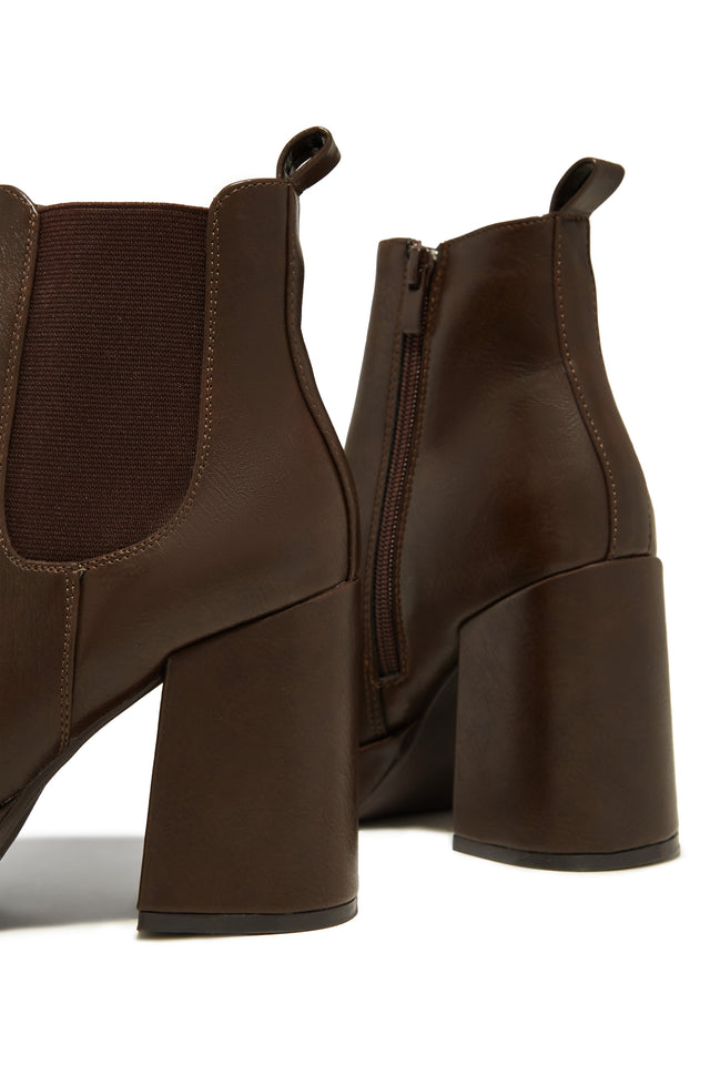 Load image into Gallery viewer, Arya Platform Block Heel Ankle Boots - Brown
