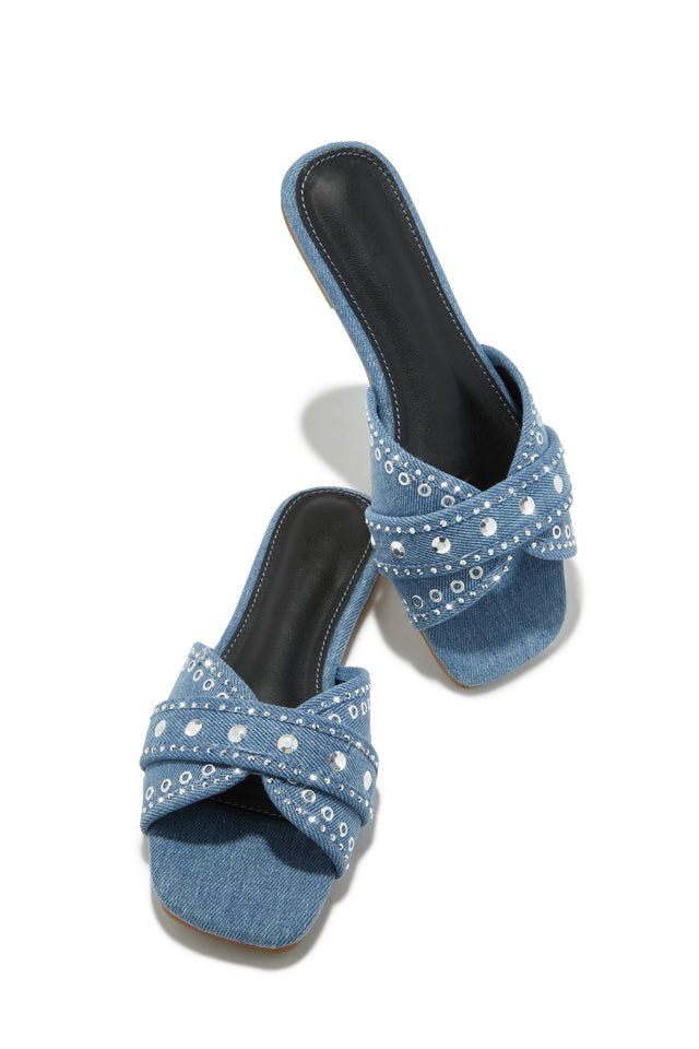 Load image into Gallery viewer, Aya Slip On Sandals - Denim
