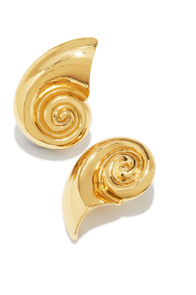 Load image into Gallery viewer, Leilani Sea Shell Earring - Gold
