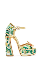 Load image into Gallery viewer, Royal Wishes Platform Block Heels - Green
