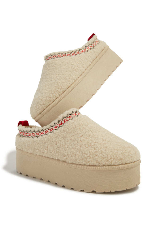 Load image into Gallery viewer, Ivory Faux Sherpa Platform Slip On Sandals
