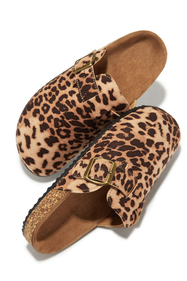 Load image into Gallery viewer, Always Cozy Slip On Flats - Leopard
