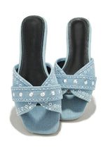 Load image into Gallery viewer, Aya Slip On Sandals - Light Denim
