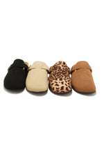 Load image into Gallery viewer, Always Cozy Slip On Flats - Leopard
