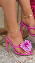 Load and play video in Gallery viewer, Video of pink floral embellishment heels
