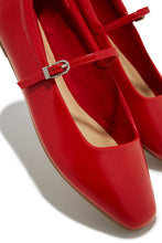 Load image into Gallery viewer, Zoe Flats - Red
