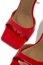 Load image into Gallery viewer, Red Single Sole Open Square Toe Heels
