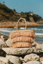 Load image into Gallery viewer, Seaside Resort Pearl Straw Tote Bag - Natural
