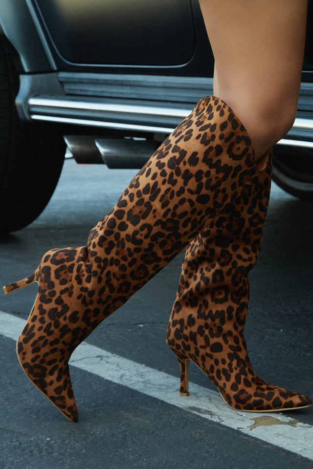 Load image into Gallery viewer, Shyla Knee High Boots - Leopard
