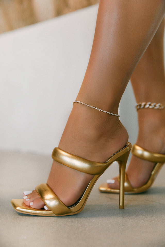 Guess Women's Sella Open Toe Cross Strap Single Sole Heels Women's Shoes |  Smart Closet
