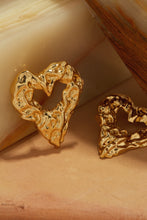 Load image into Gallery viewer, Summer Fling Statement Heart Earring - Gold
