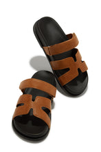 Load image into Gallery viewer, Cognac Chunky Sandals
