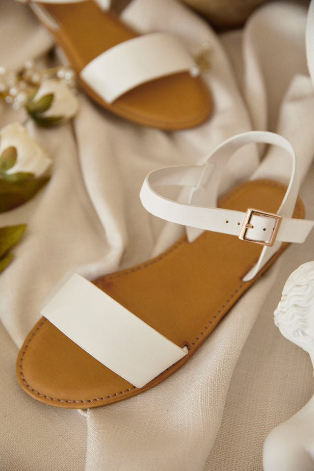 Buy Heel & Buckle London White & Tan Casual Sandals for Women at Best Price  @ Tata CLiQ