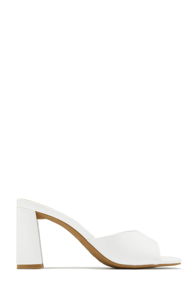 Load image into Gallery viewer, Layla Block Heel Mules - White
