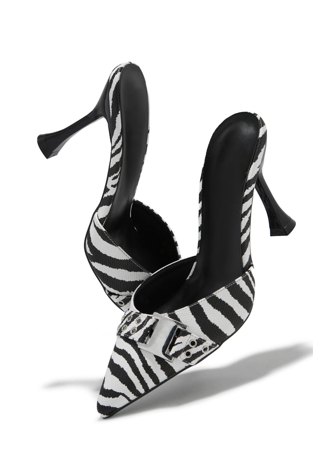 NEW Daily Sports Women's Magic Black Wavy Zebra High Water Ankle