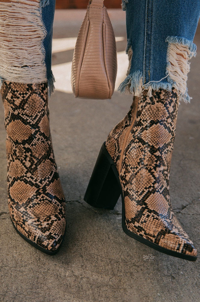 Load image into Gallery viewer, Triumph Block Heel Ankle Boots - Snake
