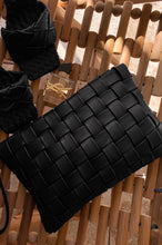 Load image into Gallery viewer, Fashion Fix Woven Clutch Bag - Black
