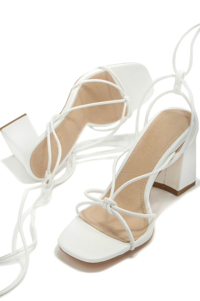 Load image into Gallery viewer, White Heels
